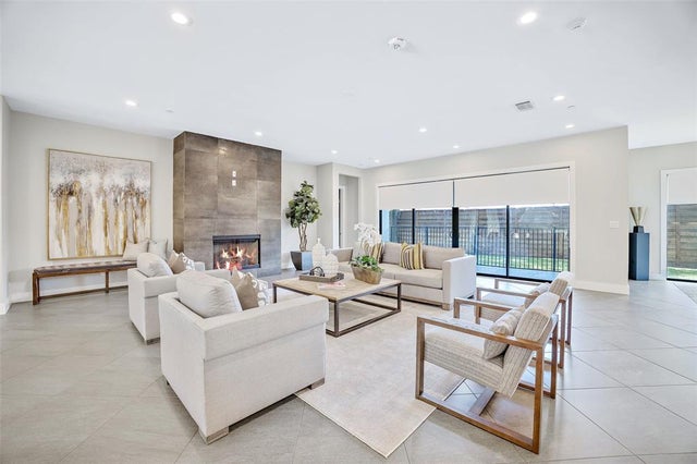 4441 Amherst Avenue, University Park