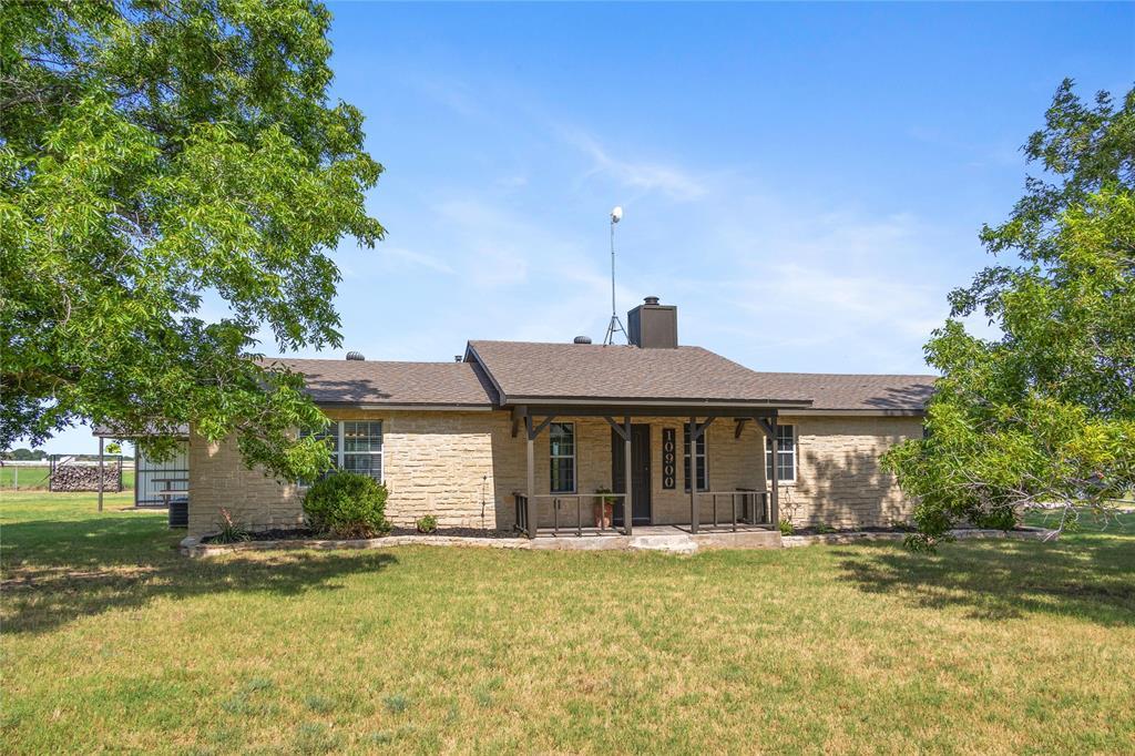 10900 Fm 1189, Lipan