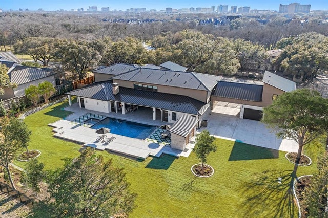 5919 Westgrove Drive, Dallas