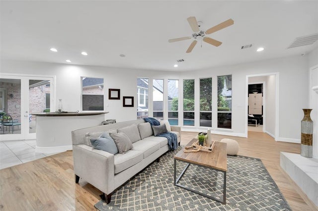 4924 Stony Ford Drive, Dallas