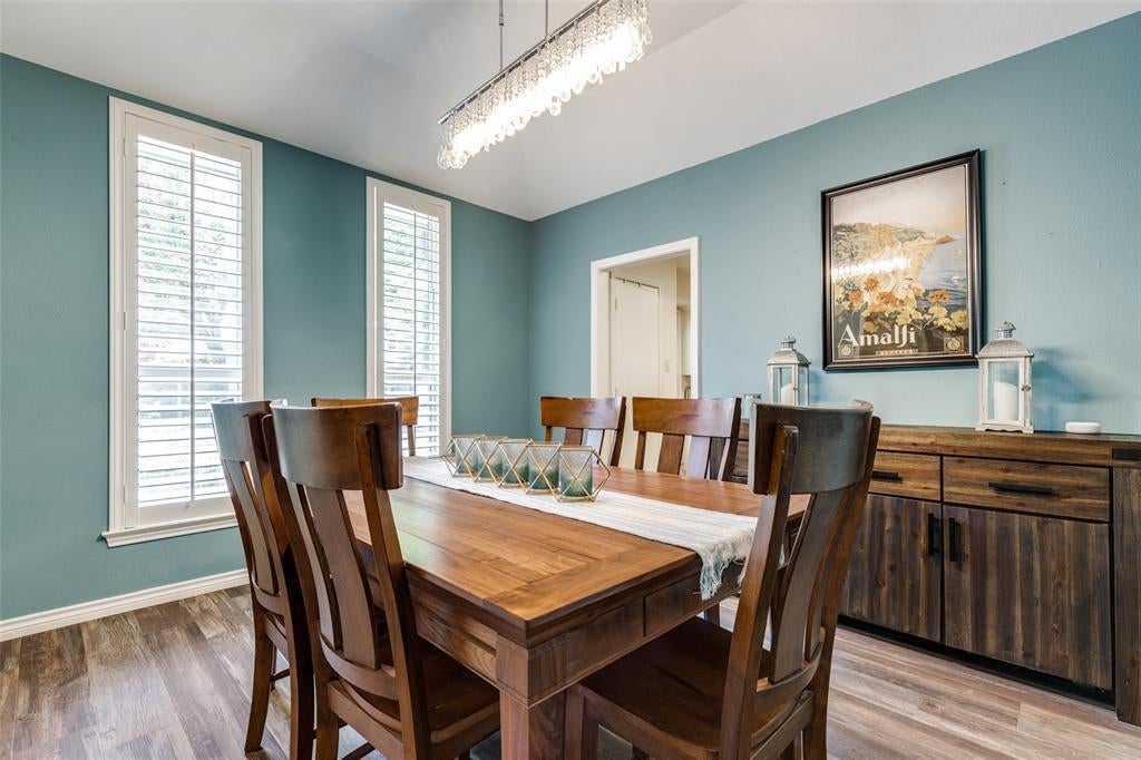 15881 Nedra Way Dallas TX 75248 4034 - 20988297 5 Fb32d75d82dda7b50acfef3e4921a026 L