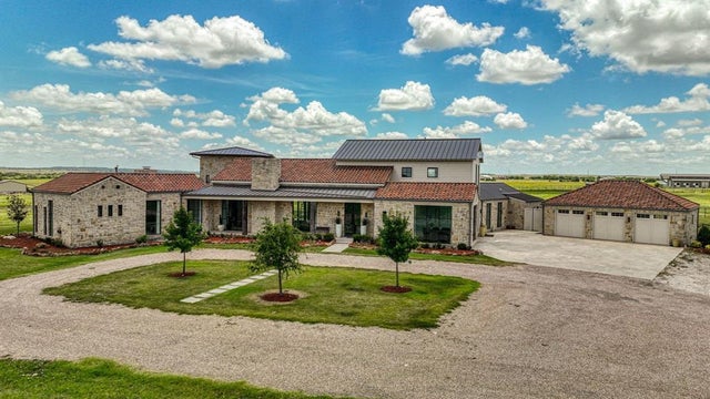 11802 E Rocky Creek Road, Crowley