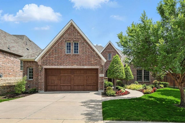 2800 Lake Shore Drive, Keller