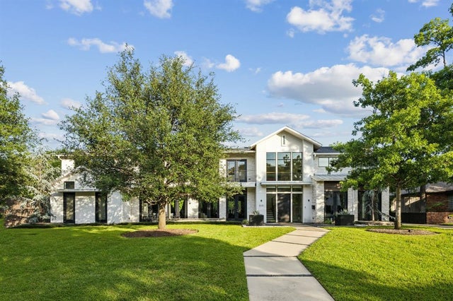6130 Del Roy Drive, Dallas