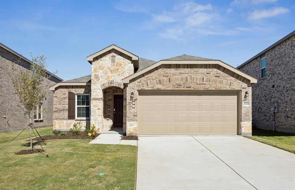 2043 Pleasant Knoll Circle, Forney