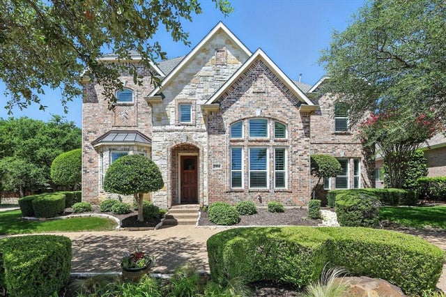 2354 Clearspring Drive N, Irving