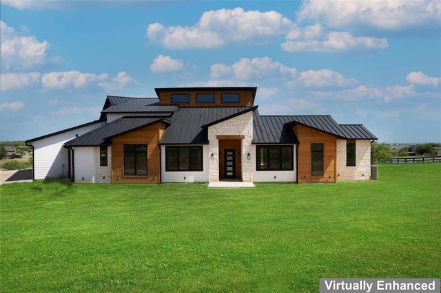 6760 Fm 2449, Ponder