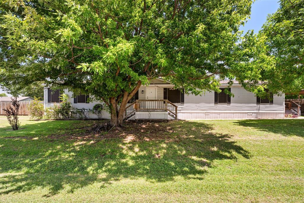 646 Whisperview Circle, Granbury
