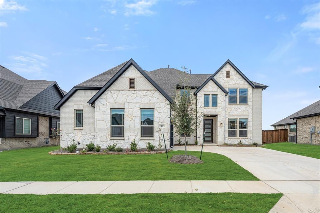 2415 Cornwall Lane, Forney