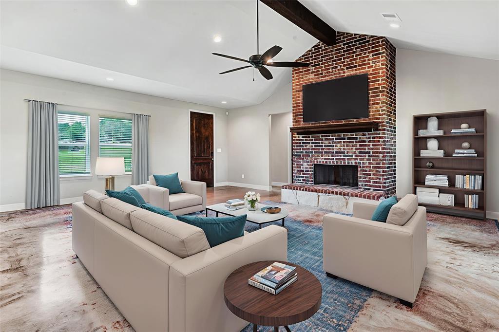 1022 Molina Drive, Weatherford