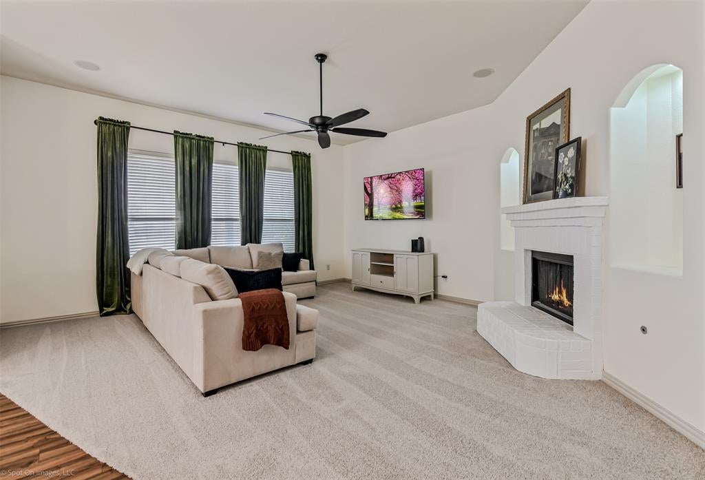 6625 Sierra Madre Drive, Fort Worth