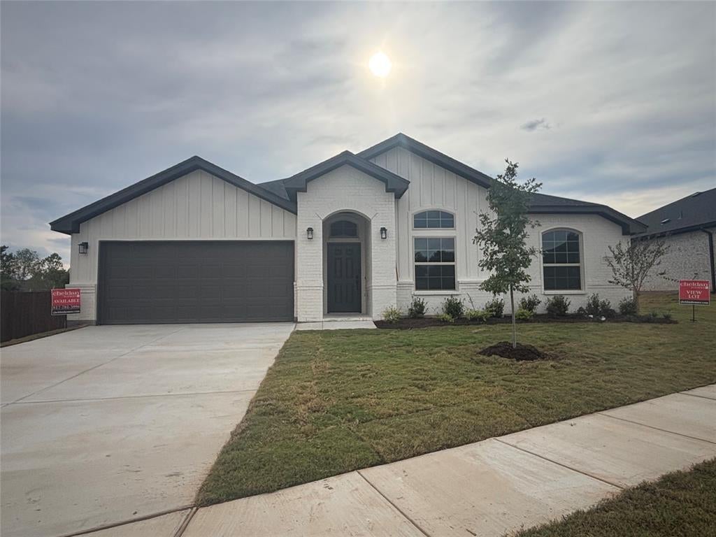 125 Mesa Drive, Glen Rose