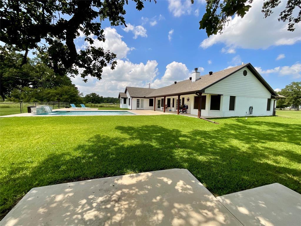 800 N Seven Points Drive, Kemp