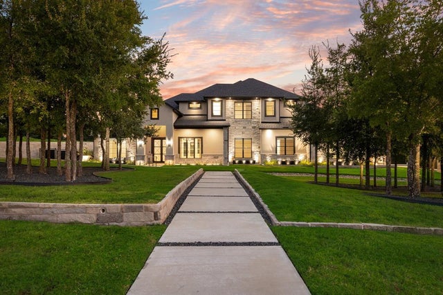 516 Lodge Hill Drive, Heath