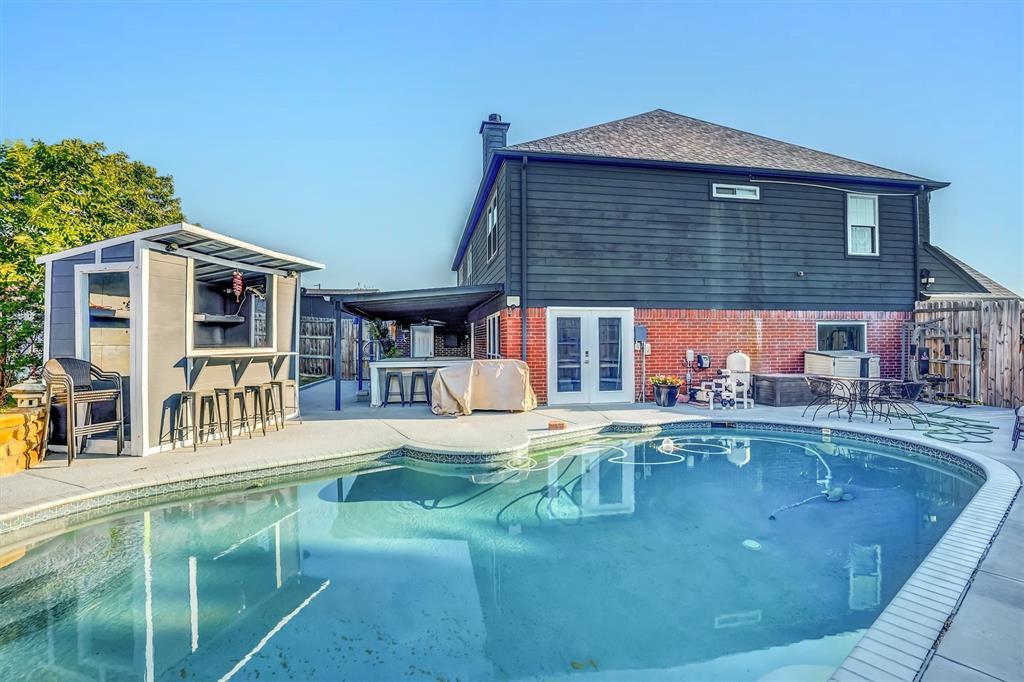 1201 Brittainy Place, Carrollton