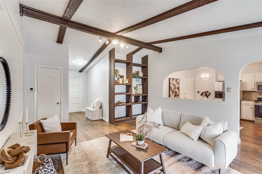 626 Shadyglen Drive, Allen