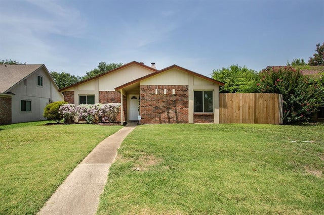 2913 Monarch Drive, Plano