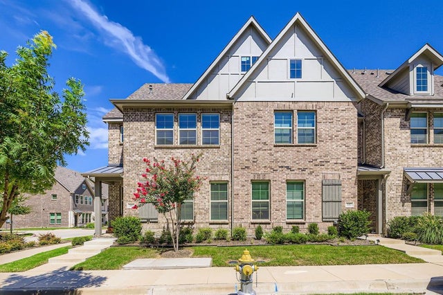 341 Blackthorne Drive, Plano