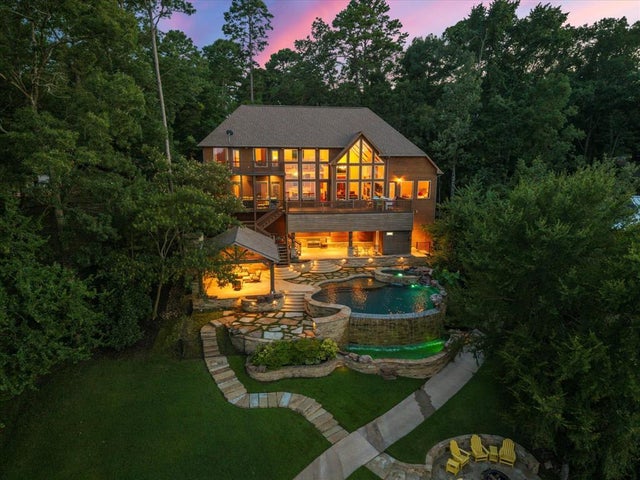 350 E El Dorado Drive, Scroggins