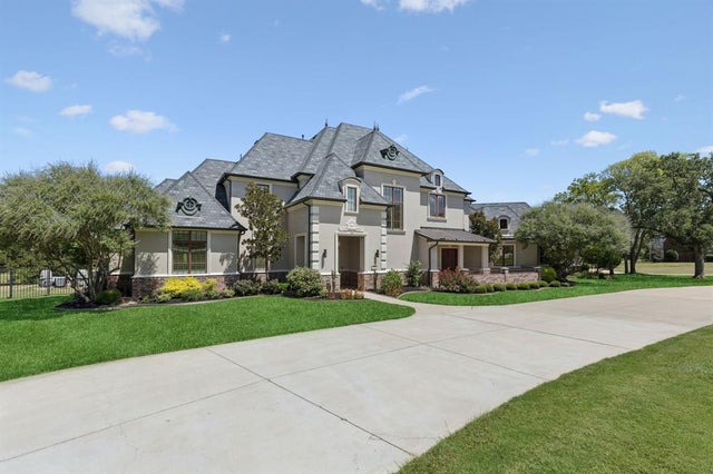 127 Jellico Circle, Southlake
