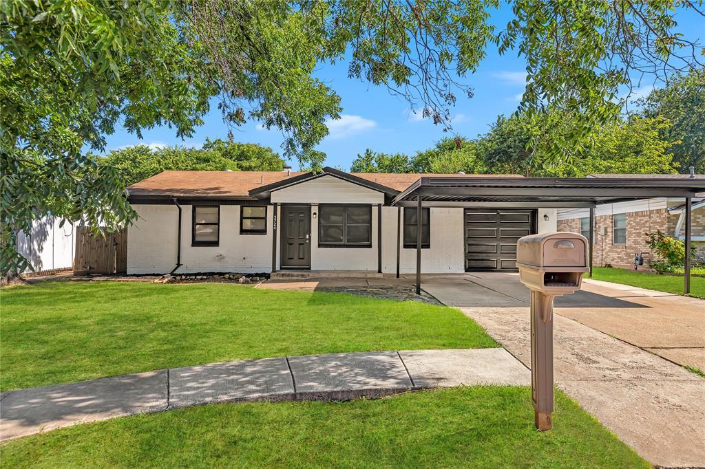 5724 Bowling Drive, Watauga