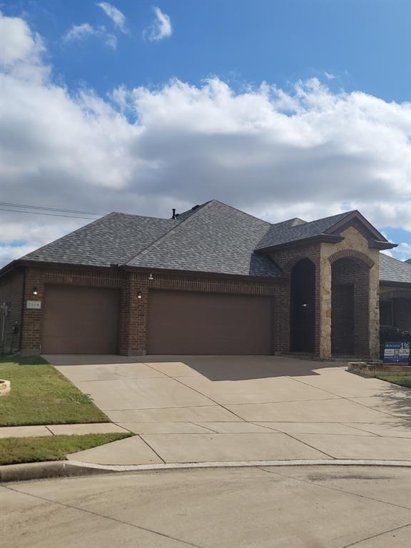 9505 Cypress Lake Drive, Fort Worth