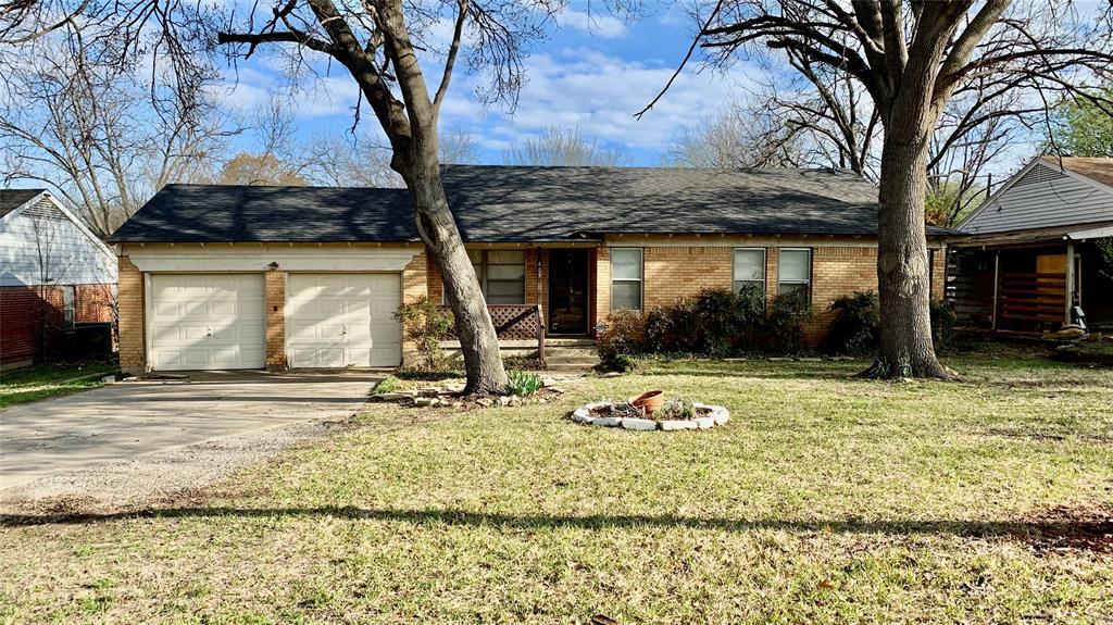 405 Parkview Drive, Arlington