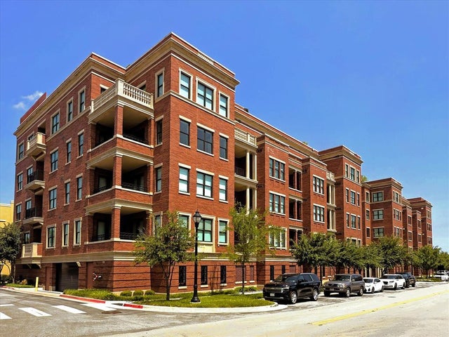 350 Central Avenue 202, Southlake