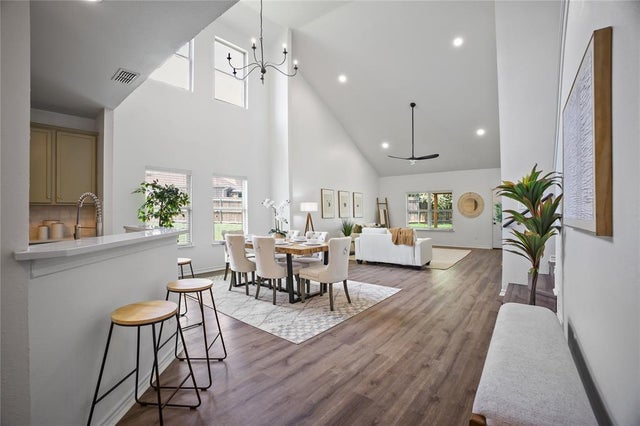 Photo of Listing #21022096