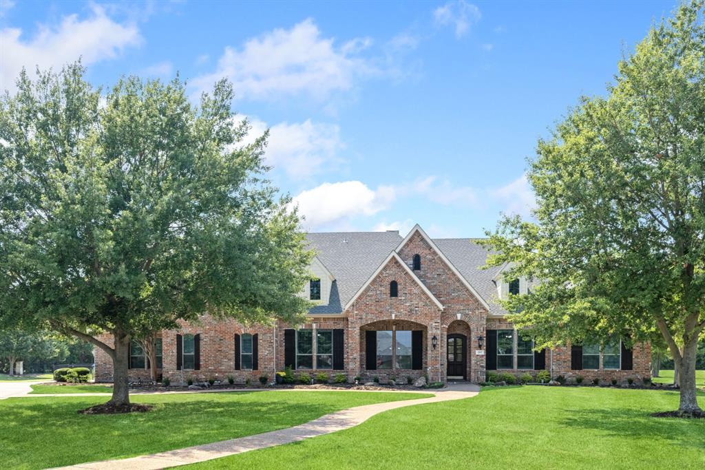 207 Dumont Court, Fairview