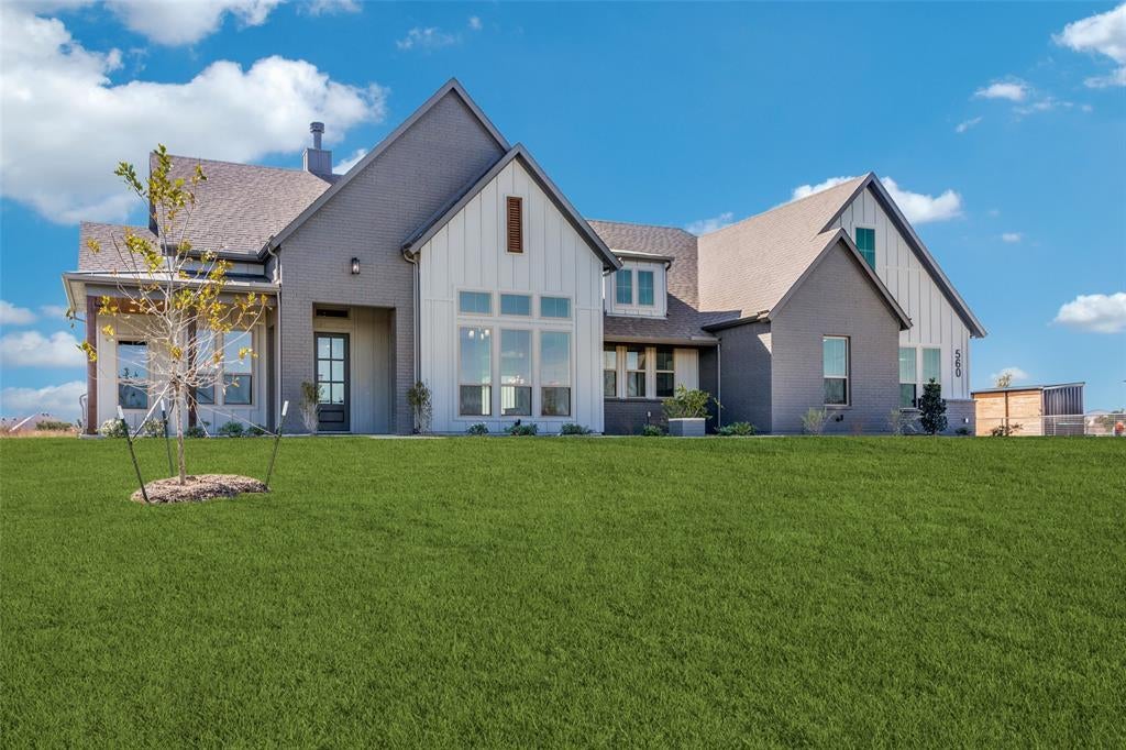 560 Aermotor Loop, Weatherford