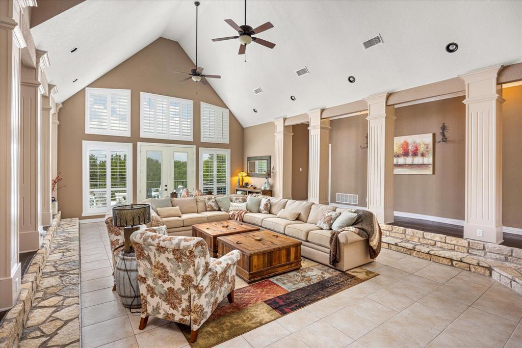 6410 Westover Drive, Granbury