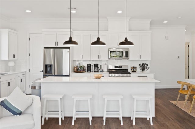 5014 Mission Avenue A, Dallas