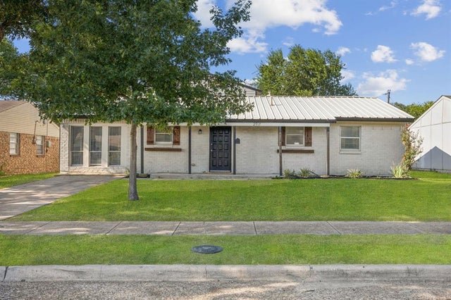 2917 Dale Drive, Plano