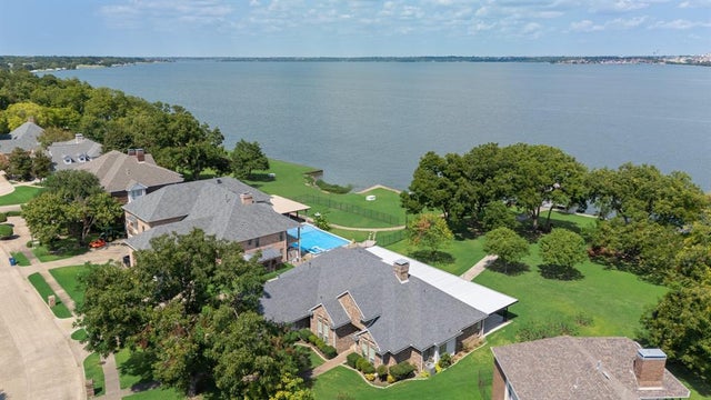 2302 Southbay Circle, Rowlett