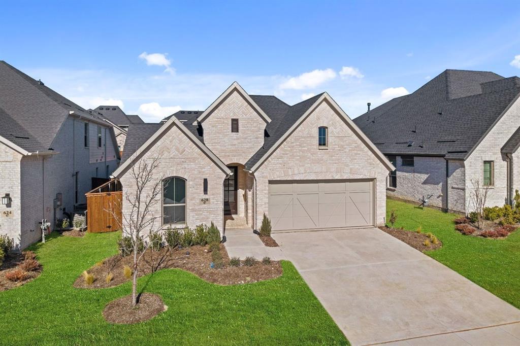 628 Dublin Drive, Celina