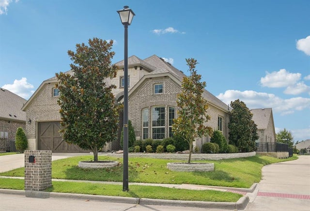 600 Race Drive, Heath