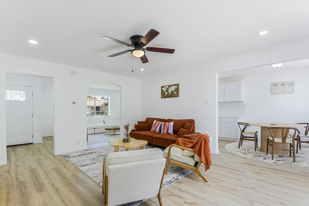 13050 Glenside Drive, Farmers Branch