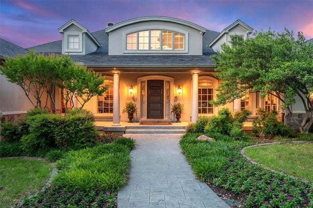 303 Steeplechase Drive, Irving