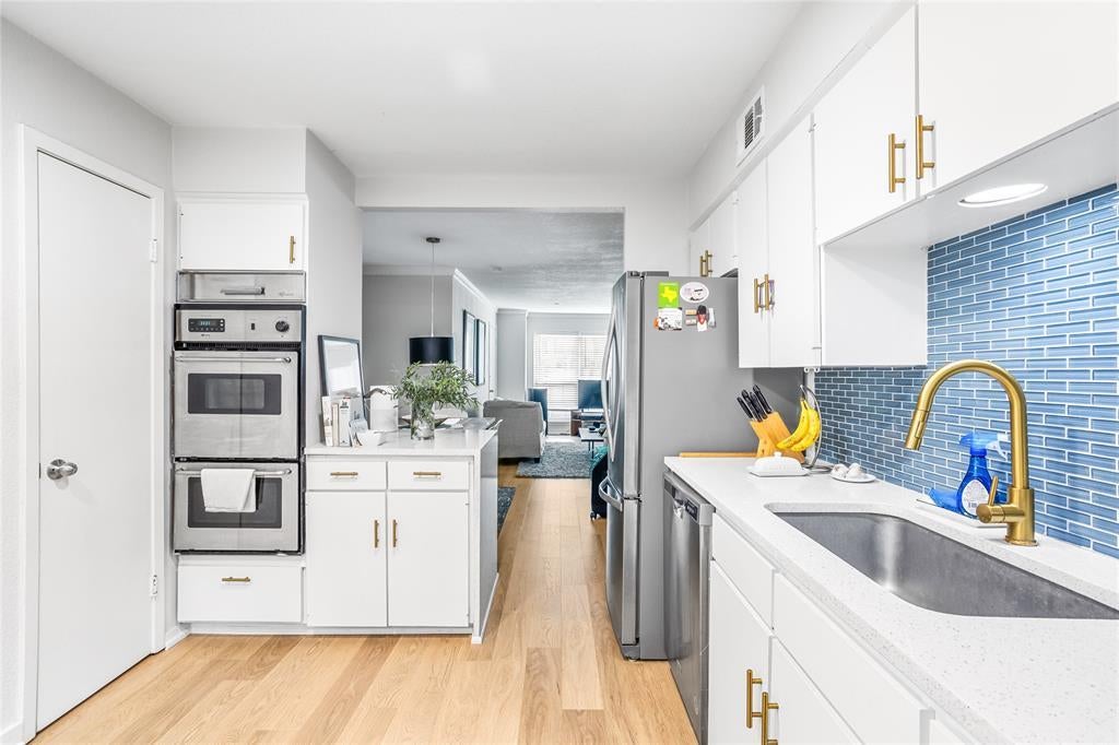 7924 Royal Lane 106, Dallas