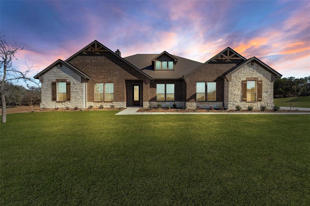 140 Oak Grove Way, Springtown
