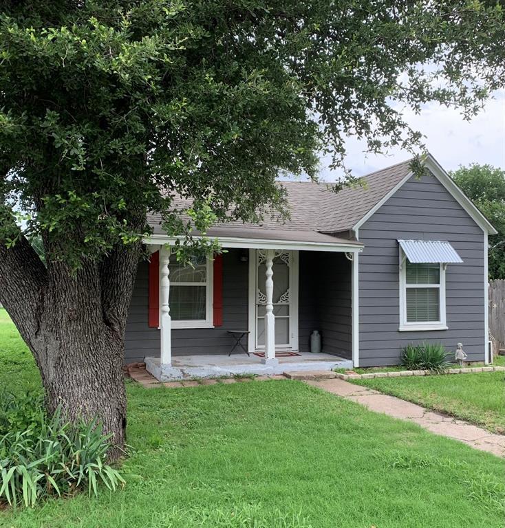 714 N Walnut Street, Weatherford