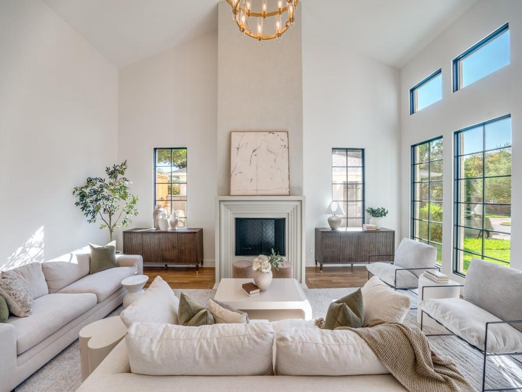 10641 Larchfield Lane, Dallas