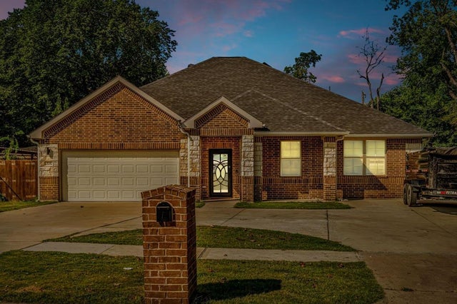 Photo of Listing #21033316