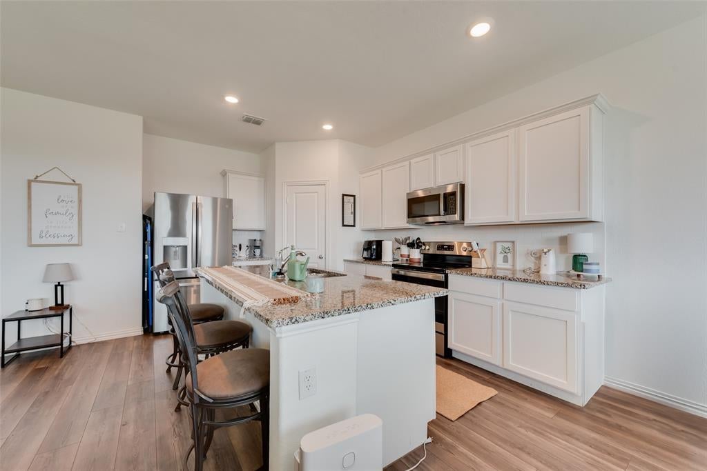 6904 Waterloo Lane, Fort Worth