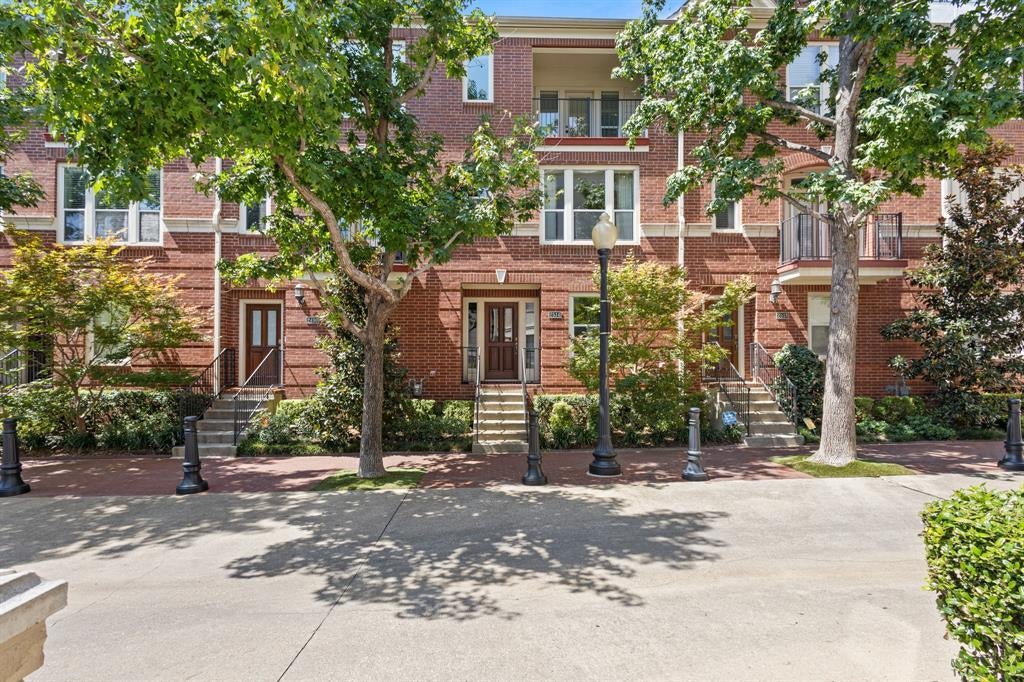 2514 Worthington Street, Dallas