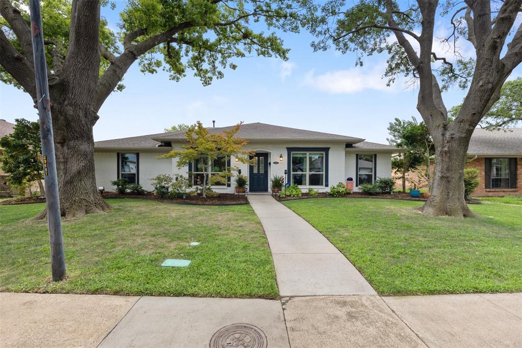 7246 La Sobrina Drive, Dallas