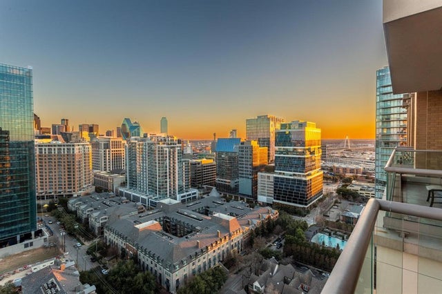 2300 Wolf Street 19a, Dallas