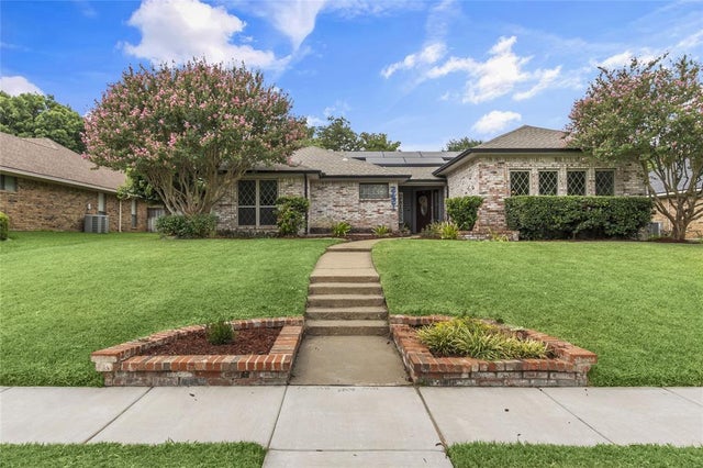 2421 Maverick Drive, Plano