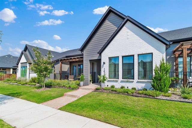 Photo of Listing #21037602